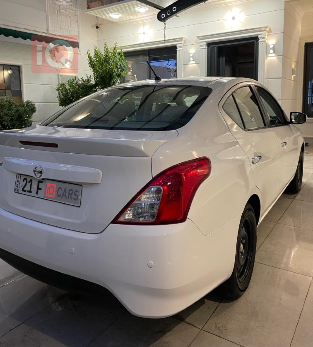 Nissan Sunny